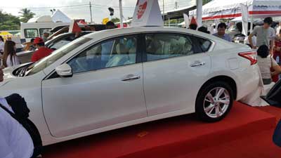 Nissan Altima. USD 54000.Engine:2488 cc Petrol.