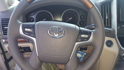 Toyota LandCruiser. USD 178200. Engine 4461cc Diesel.