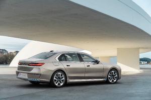 2023 The new BMW 7 Series. - 10