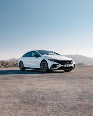 Mercedes EQ