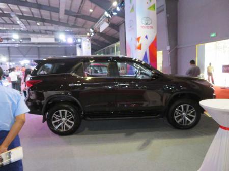 Toyota Fortuner. Price $63,800. 2.8 L Turbo. 6 speed automatic transmission. Cooler Box. 6 speakers.