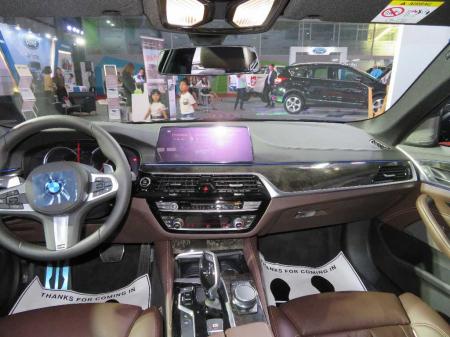 bmw 5 series business athlete. price 2450 lacs kyats. 530i luxury and 530i m sport. 4 cylinders engi