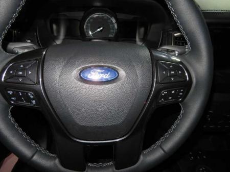 ford everest. price usd 69000.