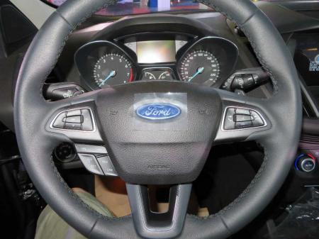 ford kuga. price usd 53000.