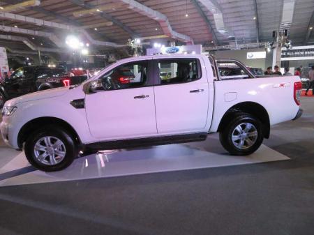 ford ranger xlt. price usd 44000.