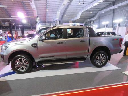 ford ranger xlt. price usd 44000.