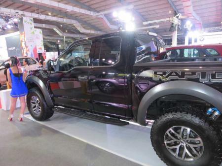 ford raptor. price usd 89000.