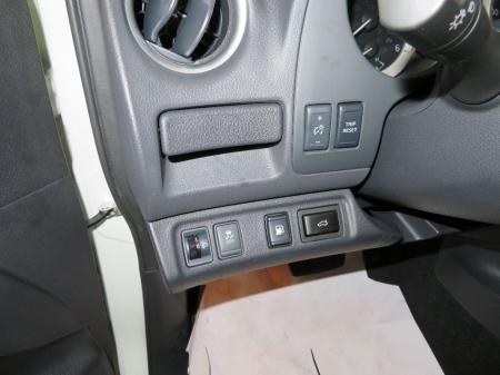 new nissan terra car launching 16 - 17 Feb Myanmar Plaza